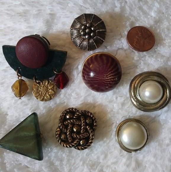 Vintage Button Covers🌷 - Picture 2 of 3